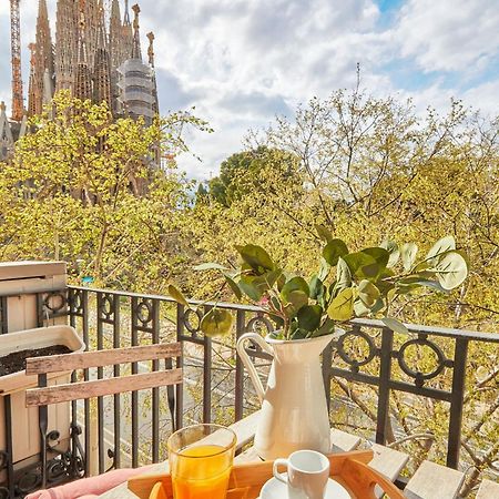 Bbarcelona Sagrada Familia Garden Apartment Exterior photo