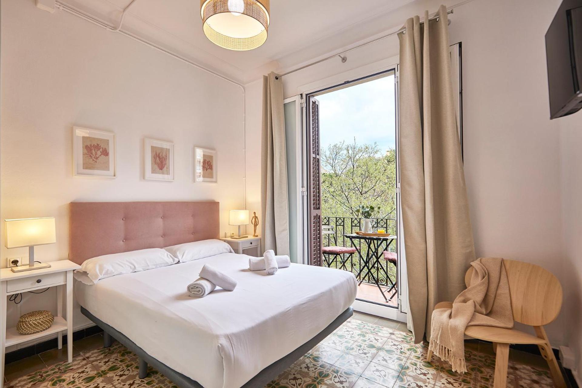 Bbarcelona Sagrada Familia Garden Apartment Exterior photo
