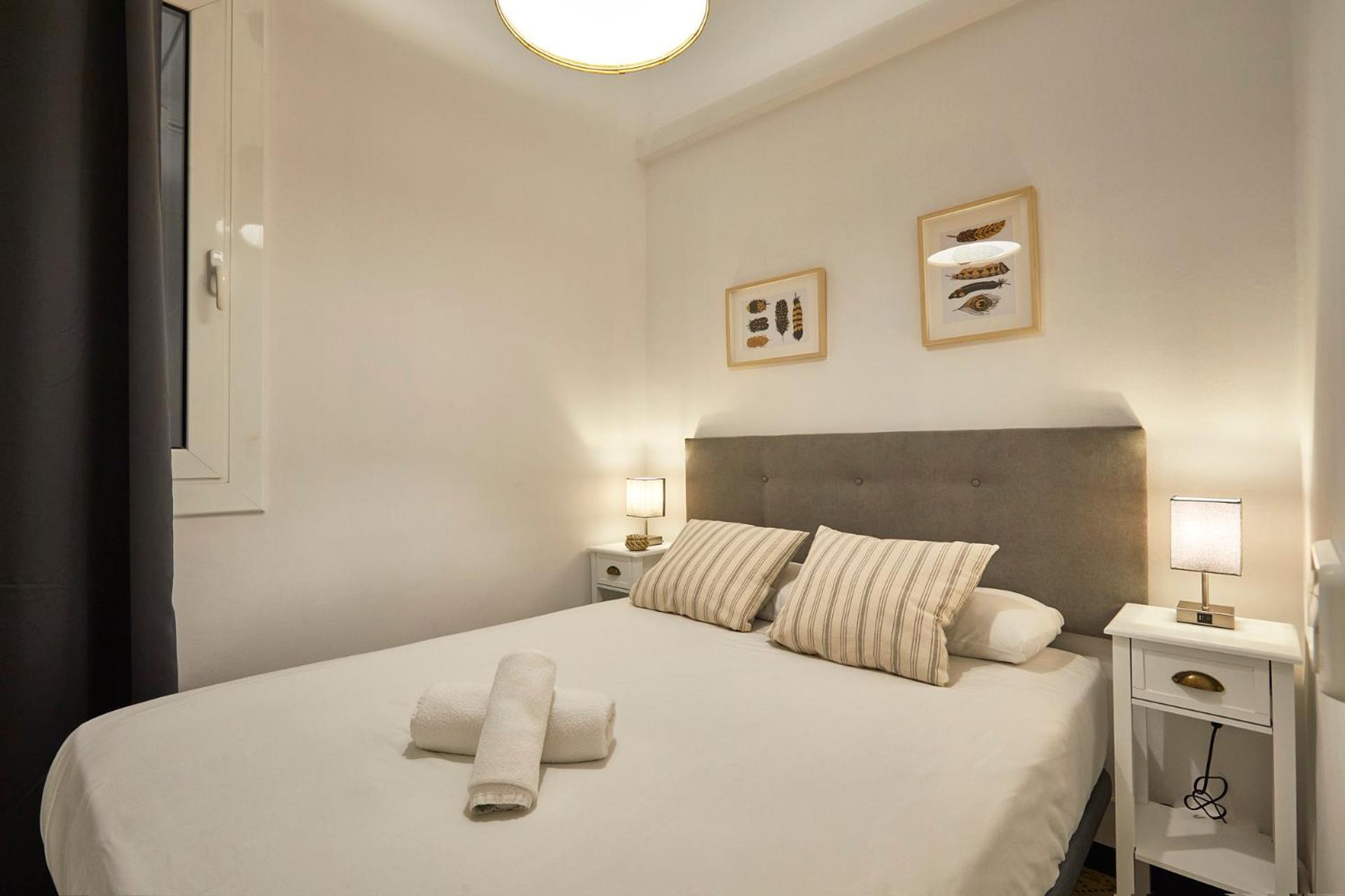 Bbarcelona Sagrada Familia Garden Apartment Exterior photo
